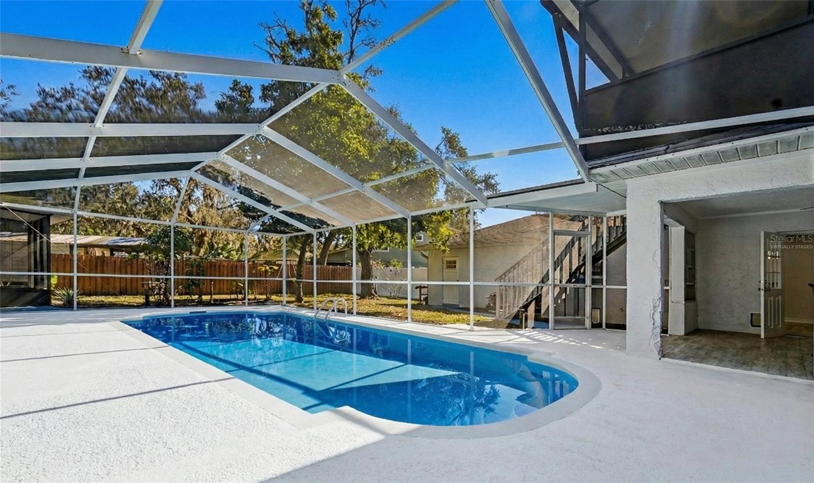 1402 PROVINCETOWN CIR