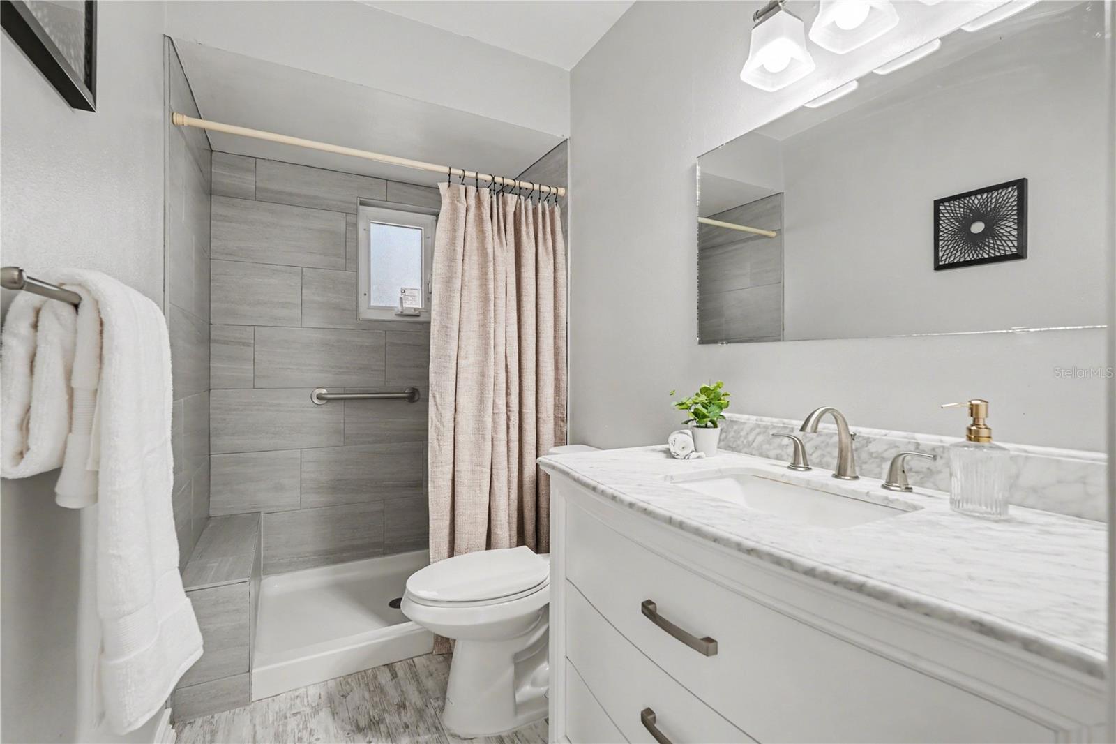 1402 PROVINCETOWN CIR