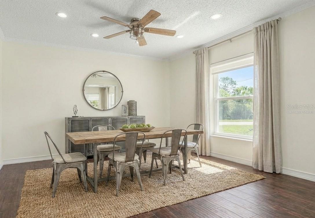 1402 PROVINCETOWN CIR