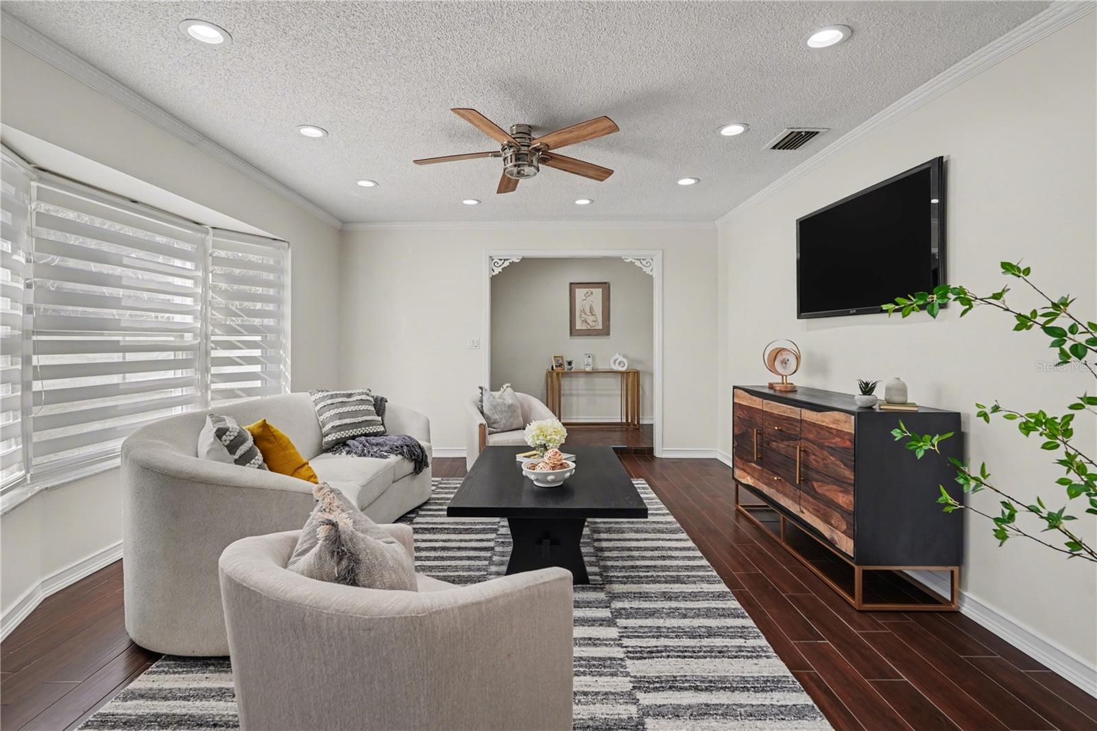 1402 PROVINCETOWN CIR