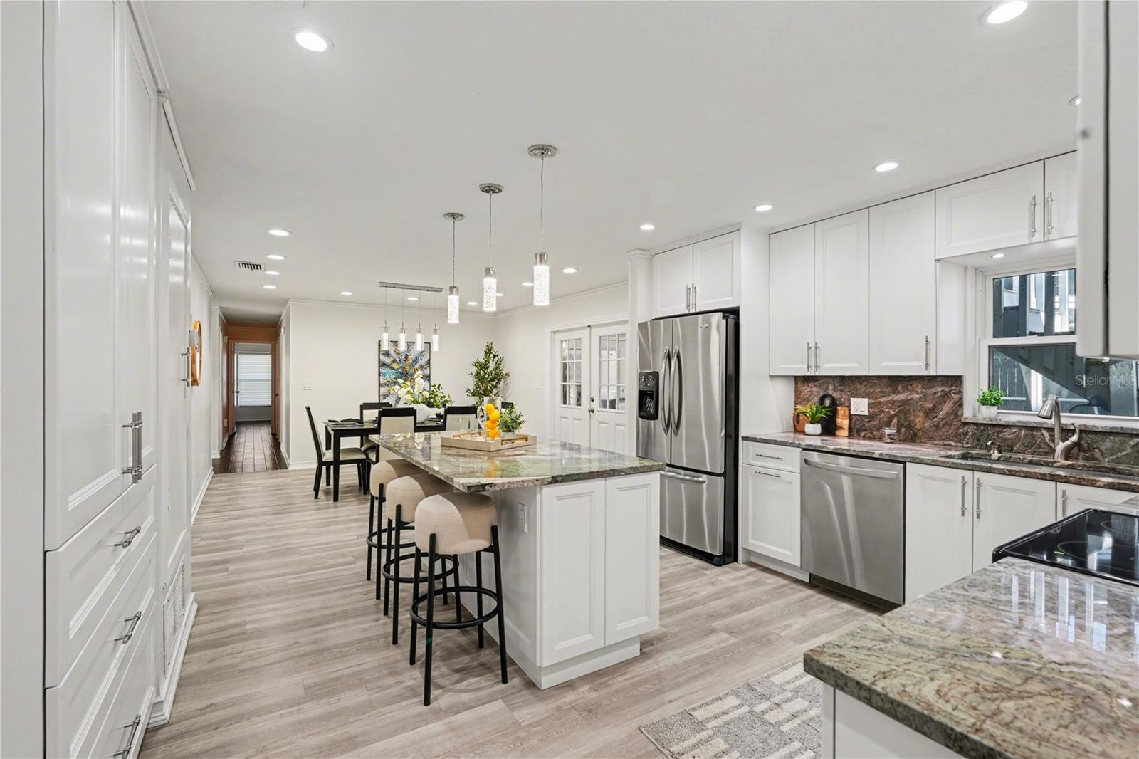 1402 PROVINCETOWN CIR