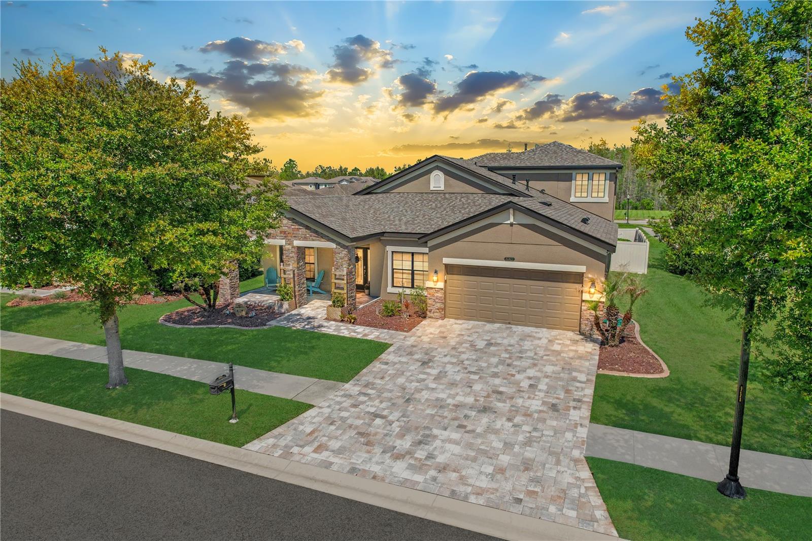 21827 SOUTHERN CHARM DR