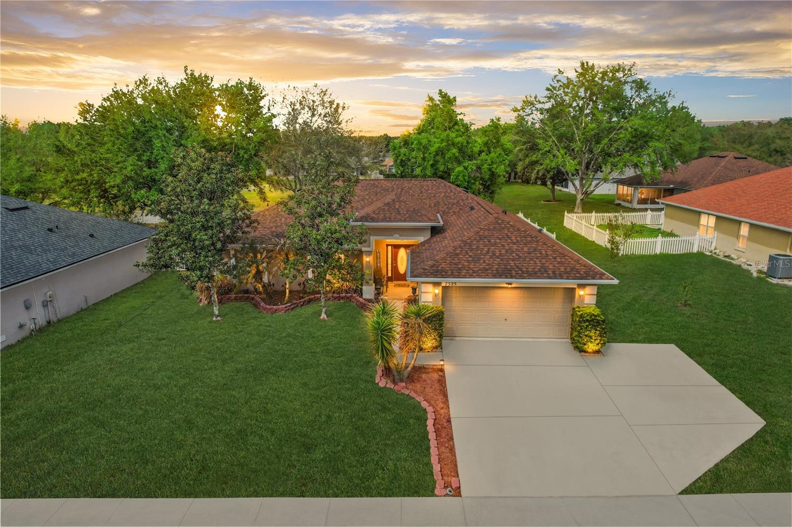 7325 SHERMAN HILLS BLVD