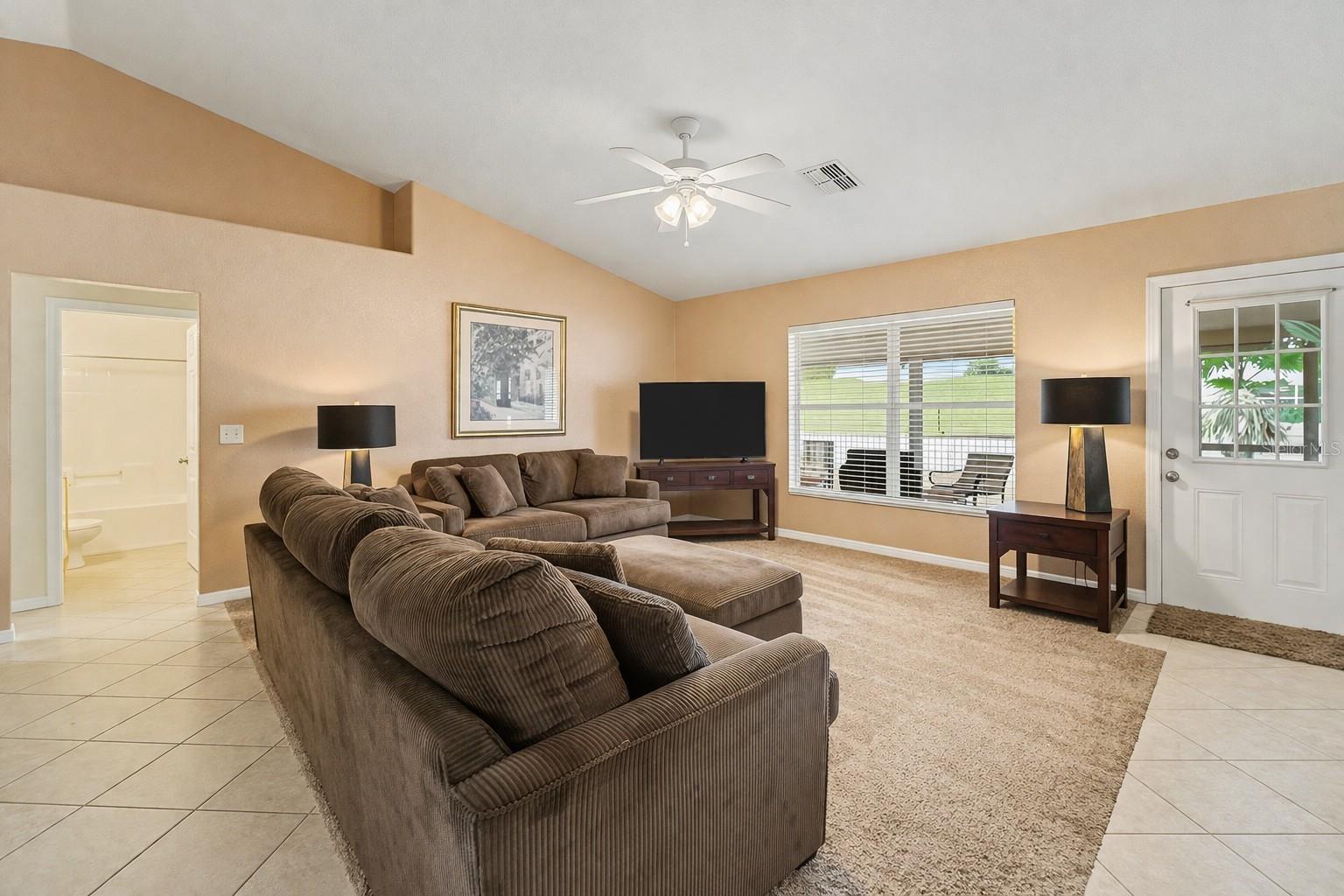 7325 SHERMAN HILLS BLVD