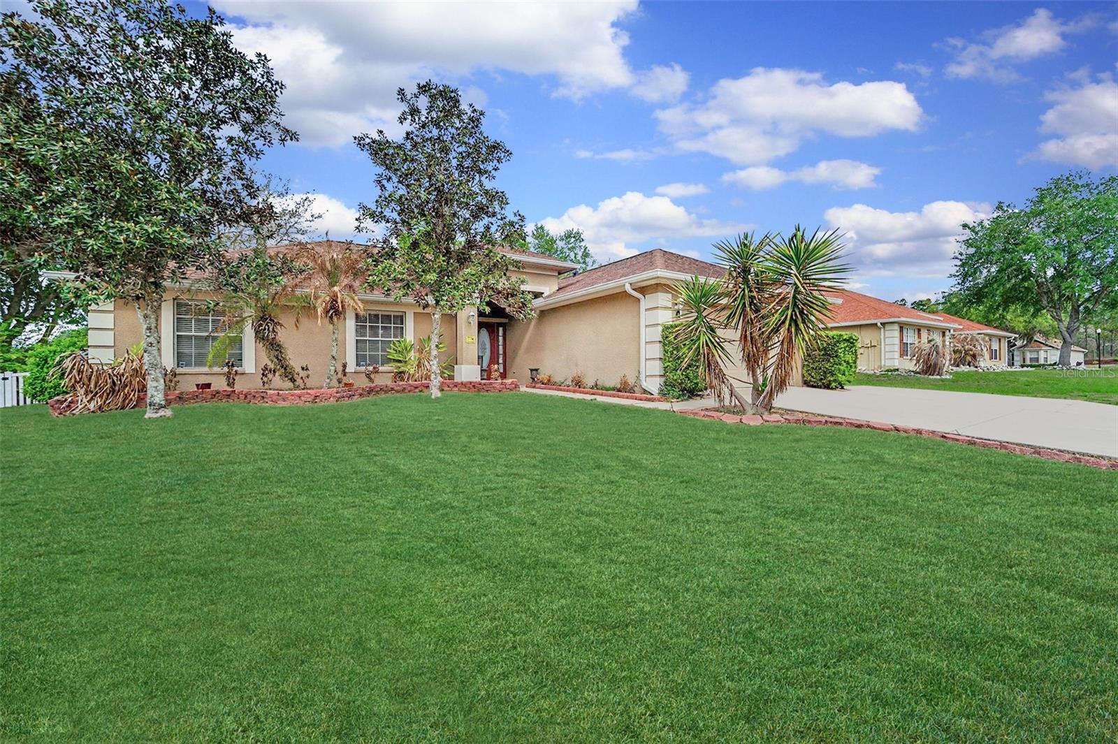 7325 SHERMAN HILLS BLVD