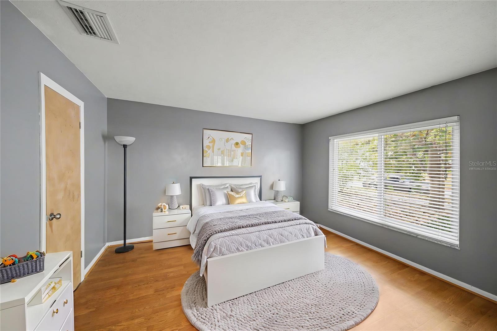 13312 LAKE GEORGE LN