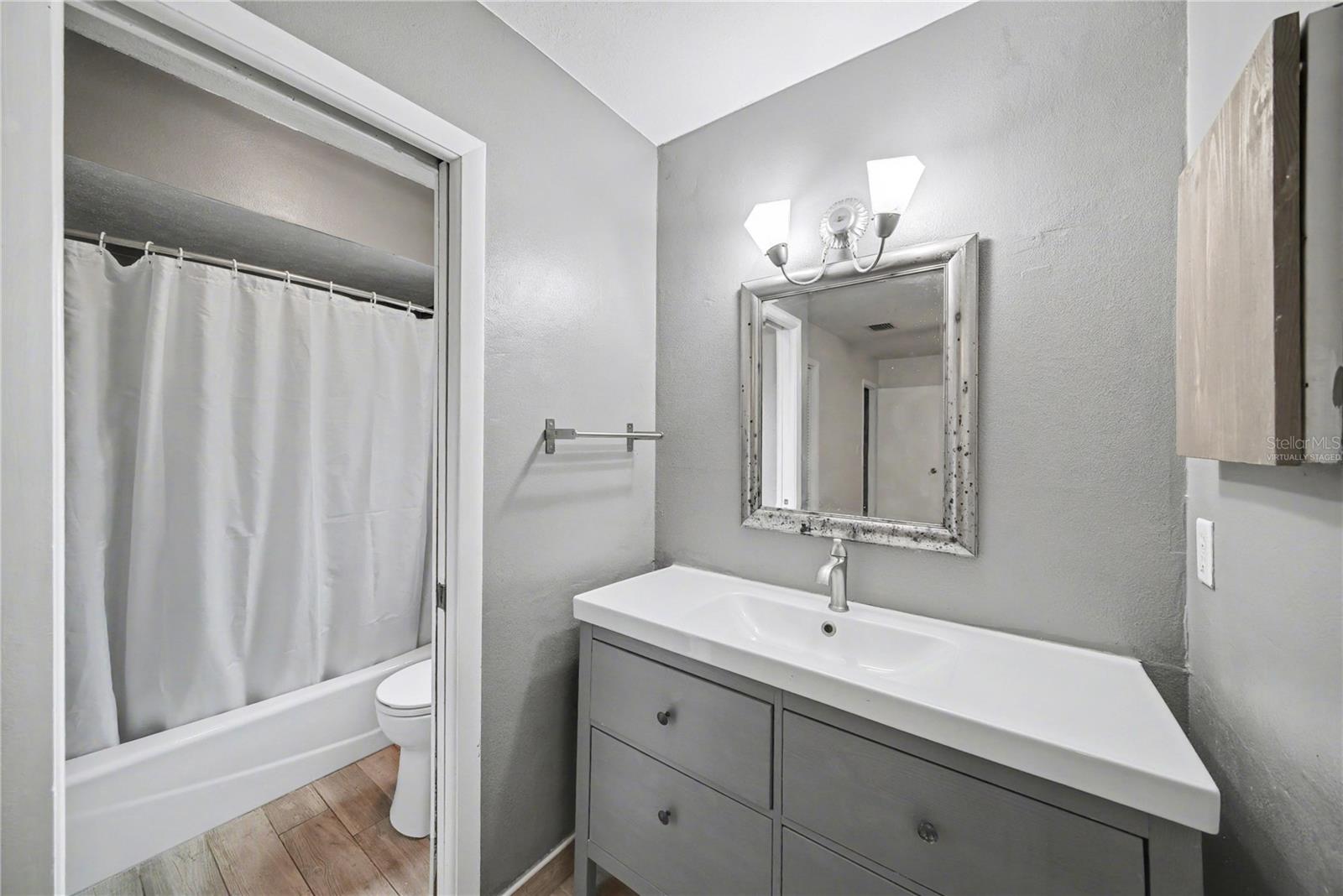 13312 LAKE GEORGE LN