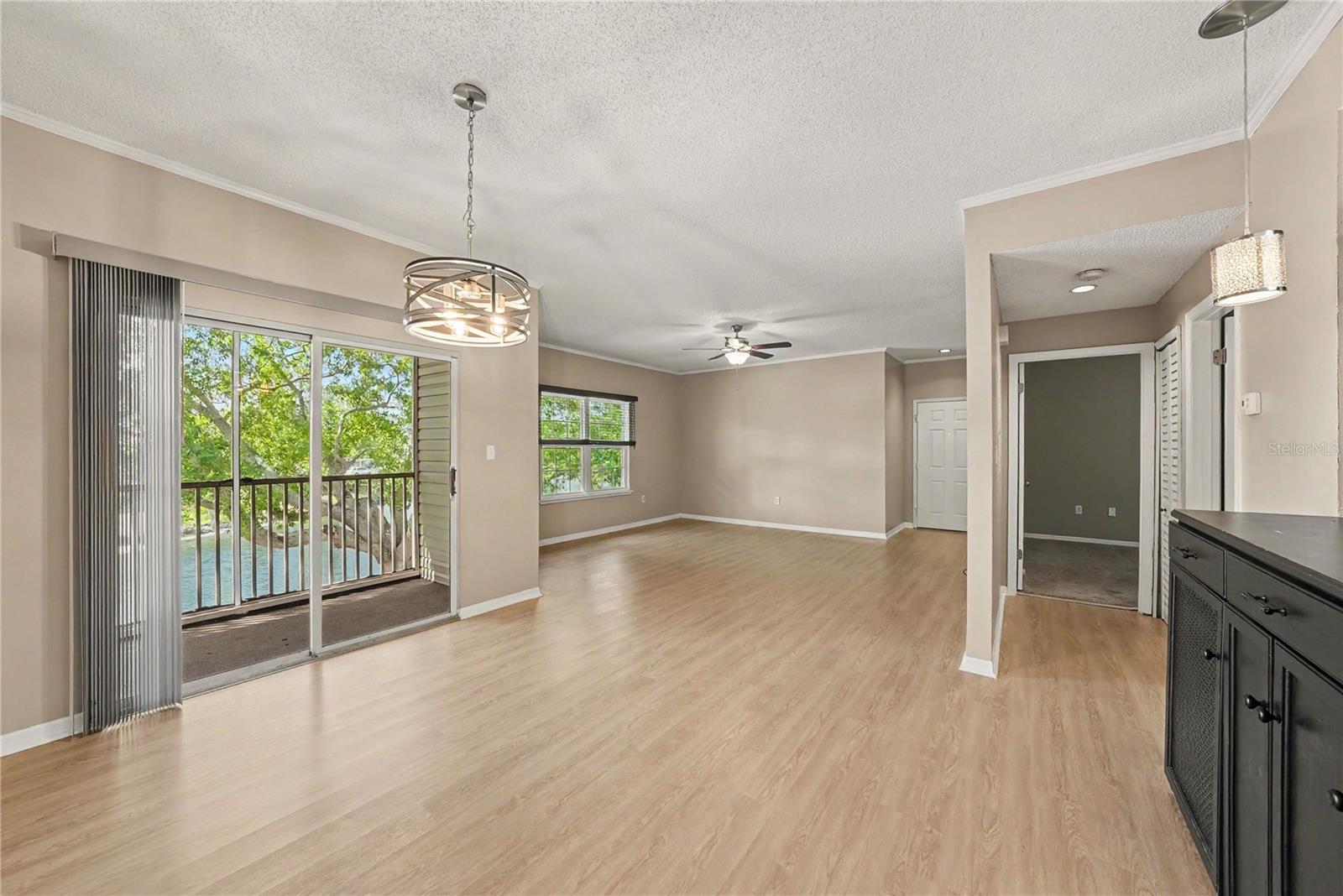 8350 SAVANNAH TRACE CIR #106