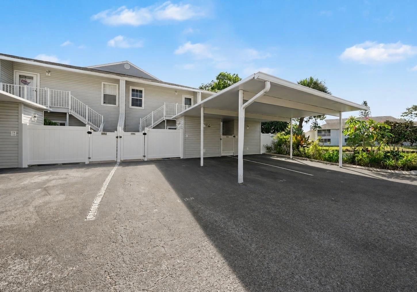 8350 SAVANNAH TRACE CIR #106