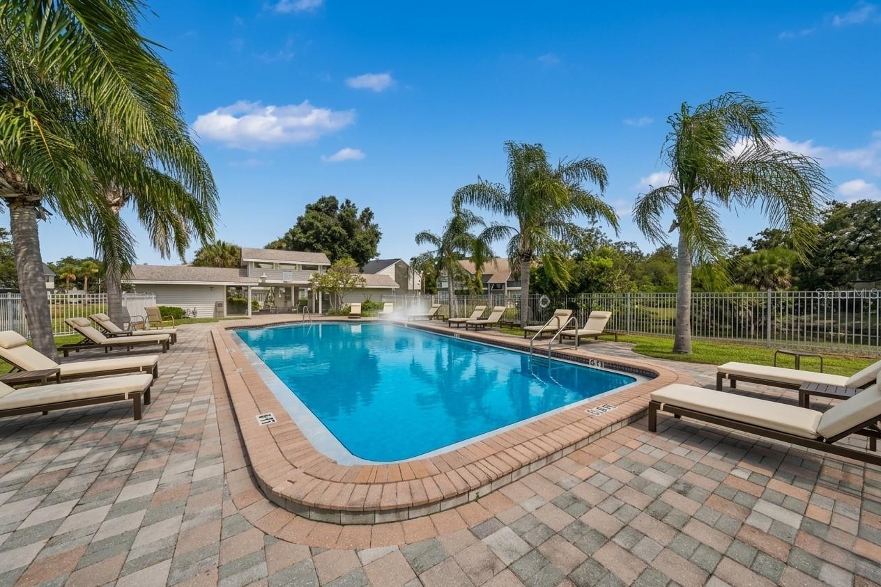 8350 SAVANNAH TRACE CIR #106