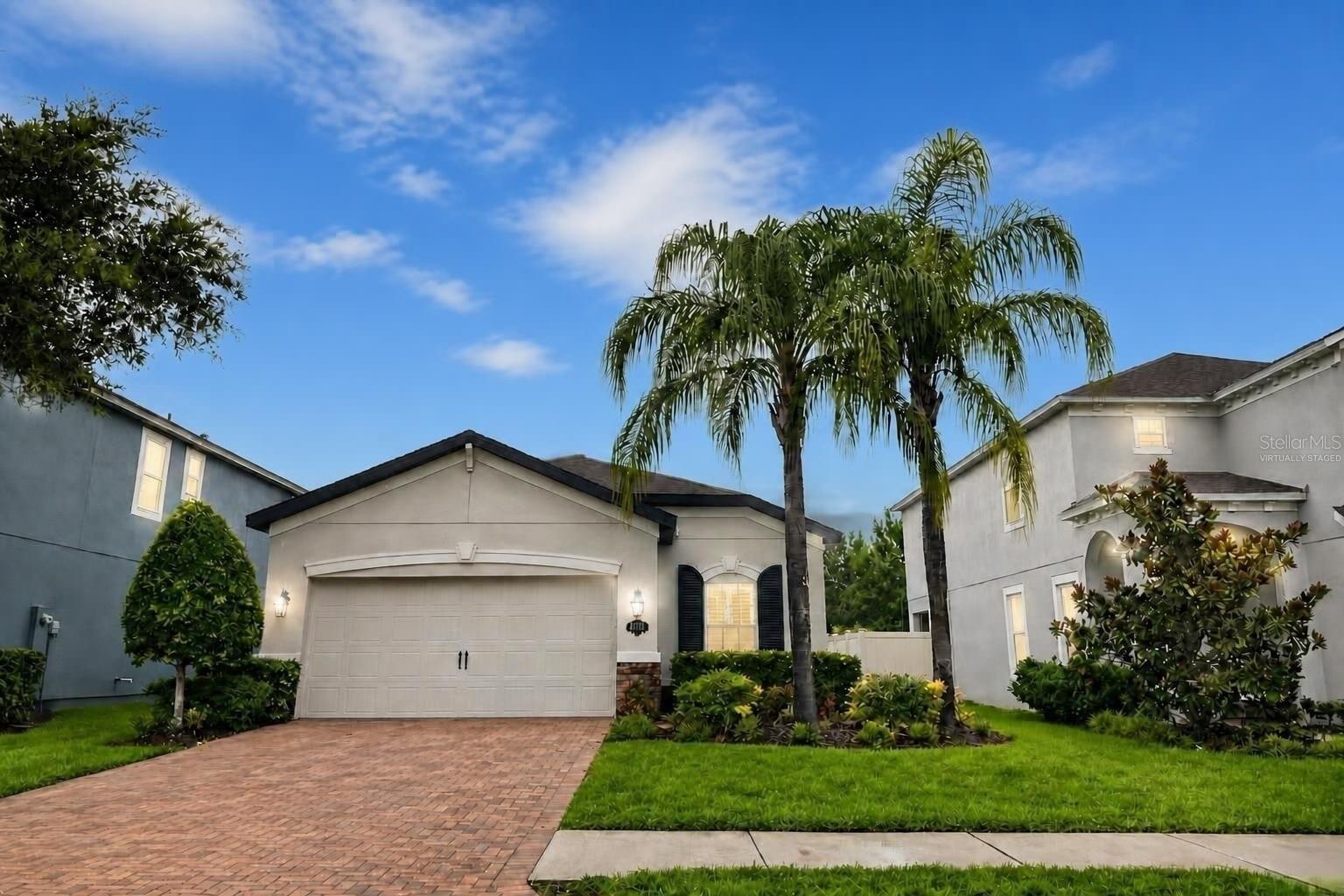 1747 OAK HAMMOCK CT