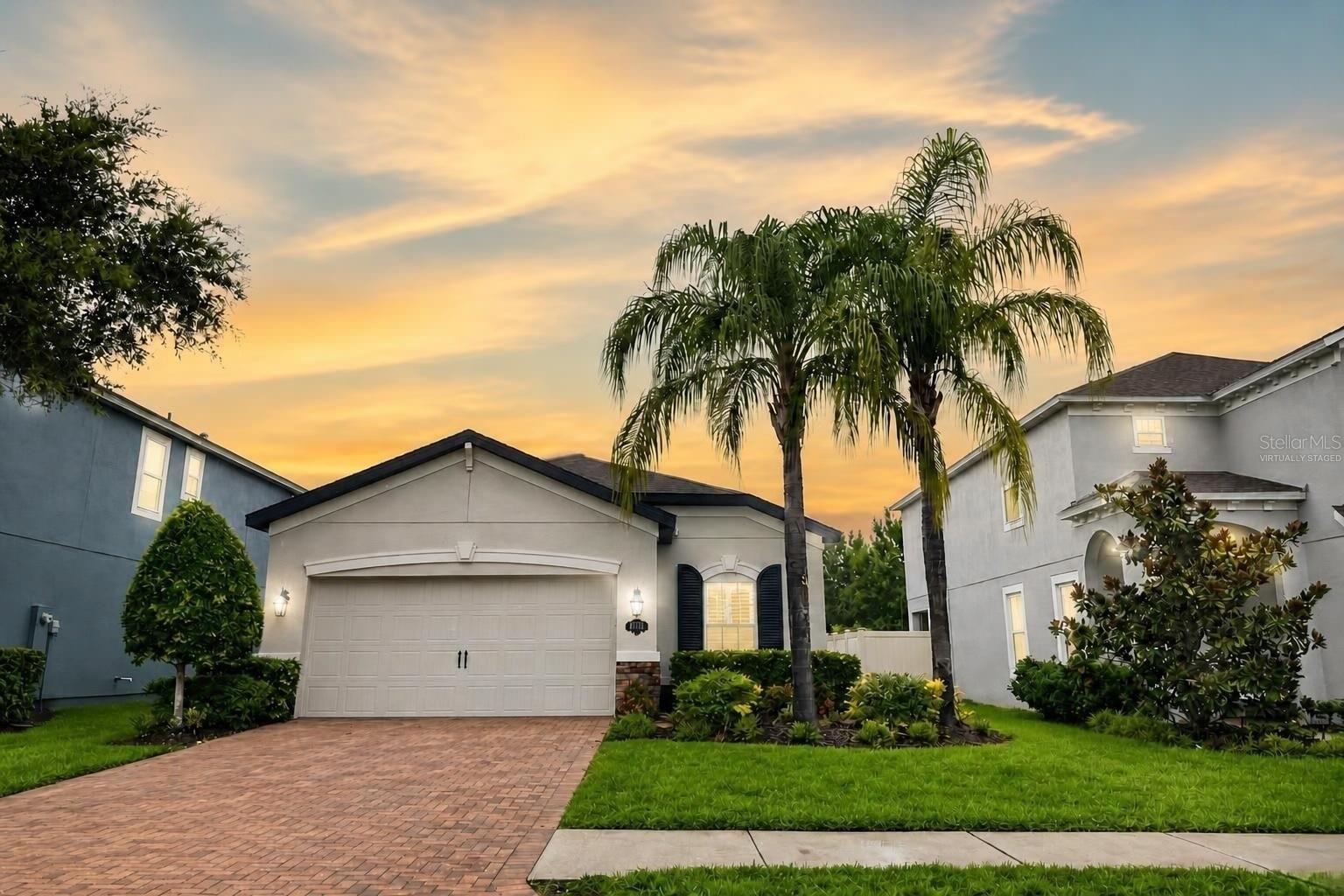 1747 OAK HAMMOCK CT