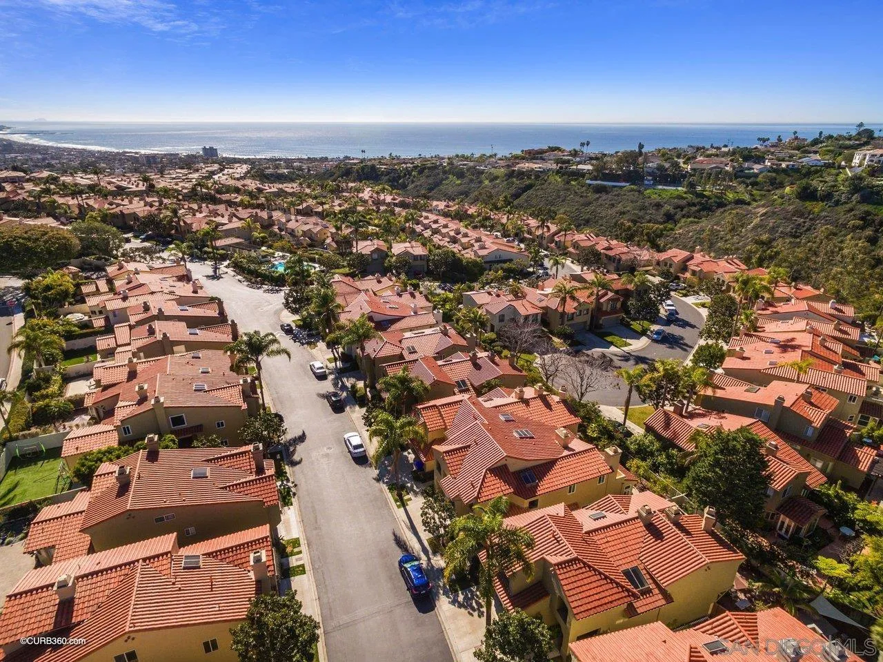 5833 Caminito Empresa