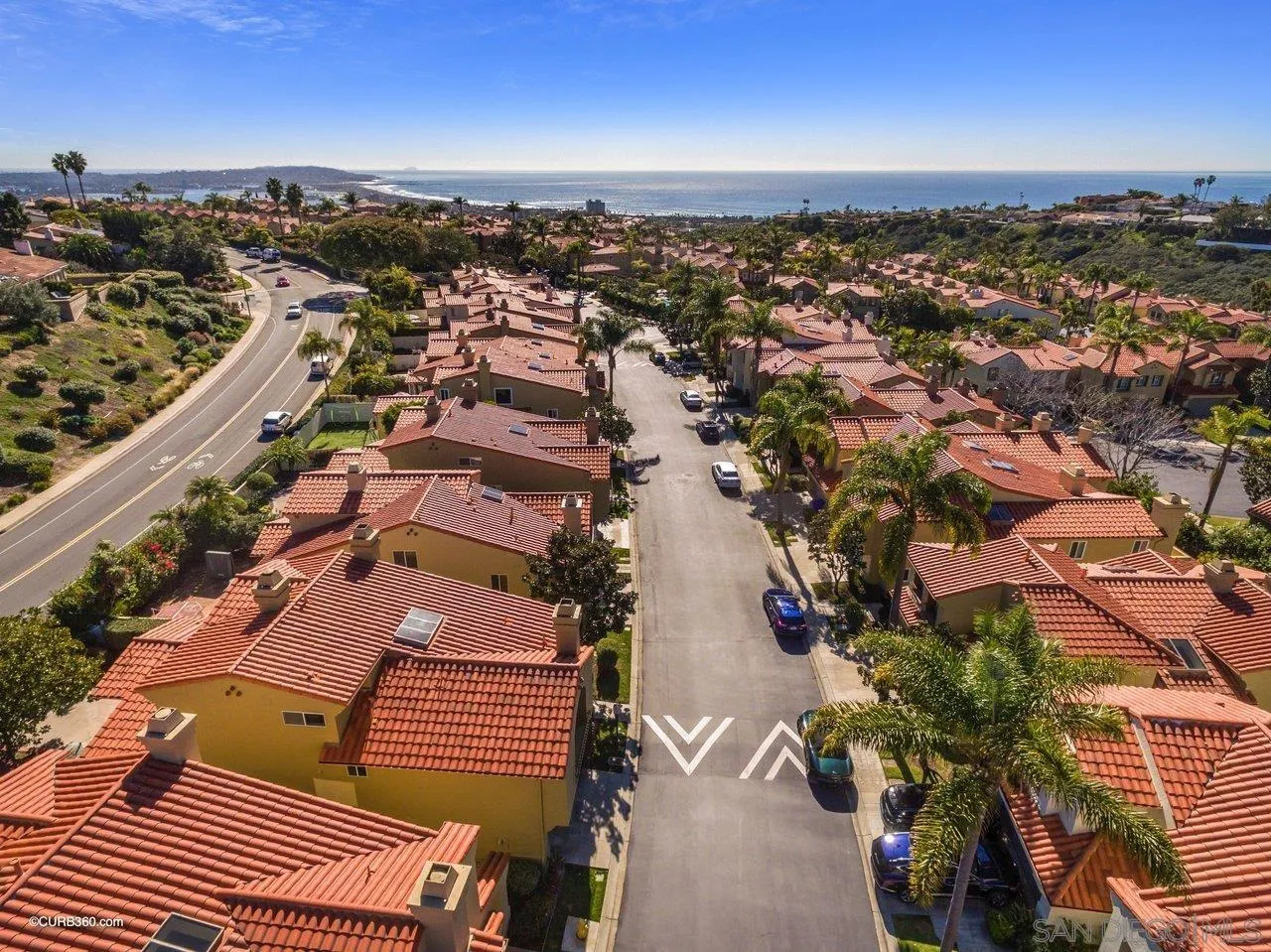 5833 Caminito Empresa