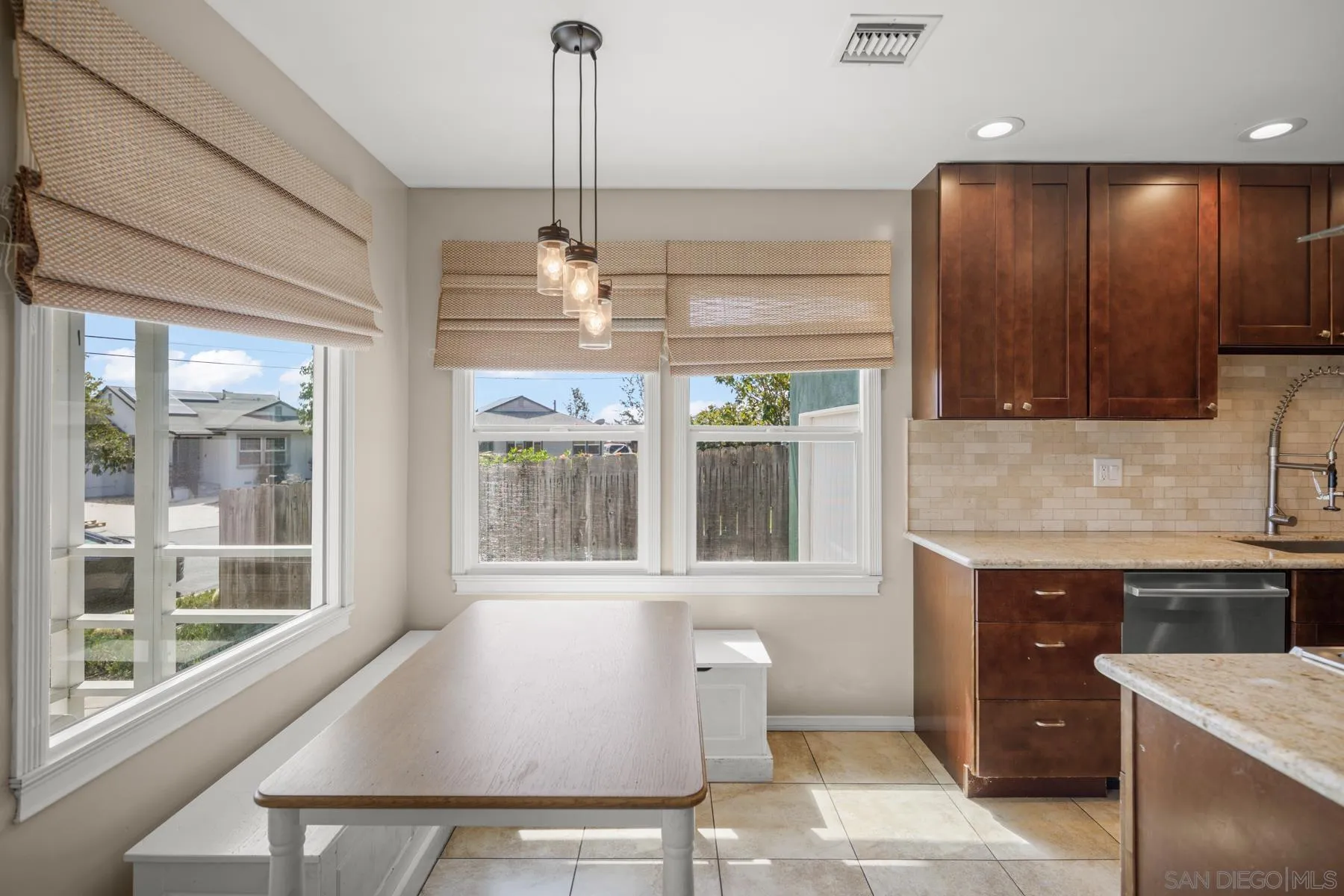 1720 Midvale