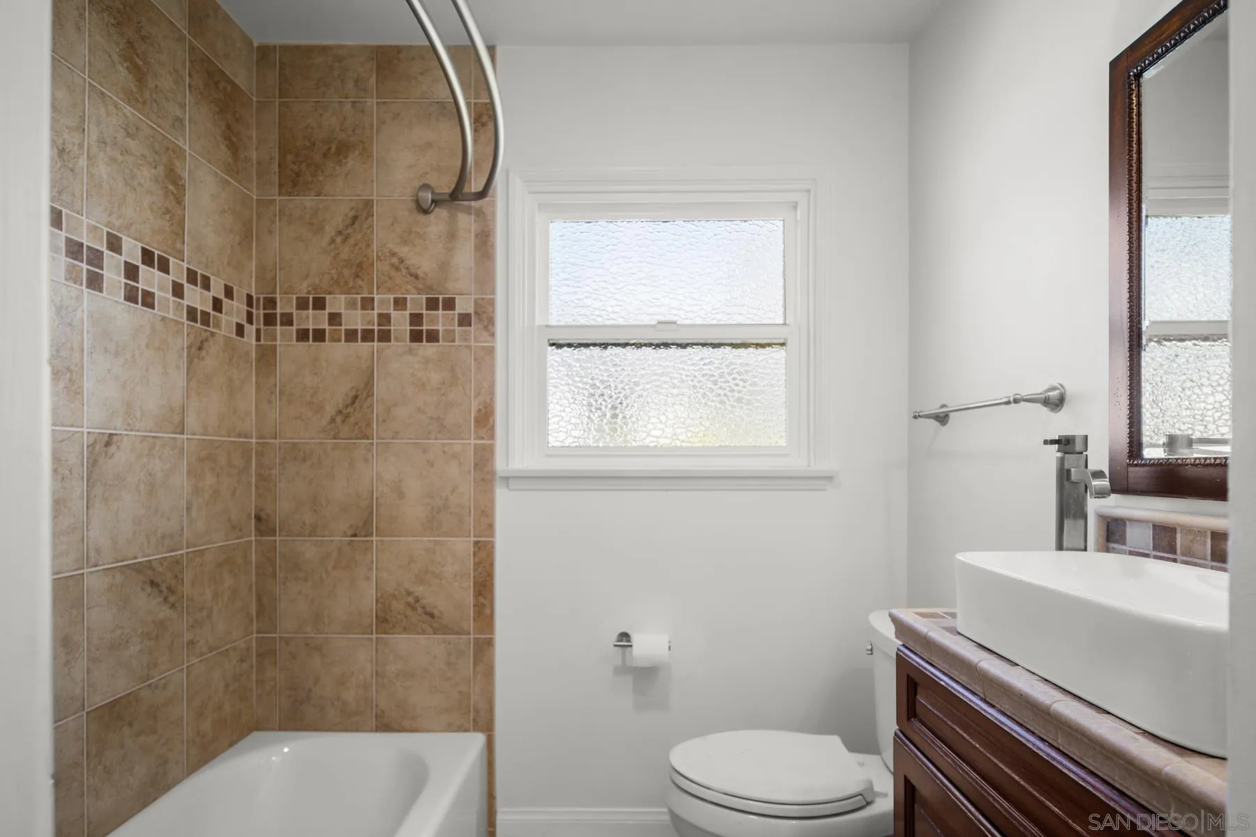 1720 Midvale