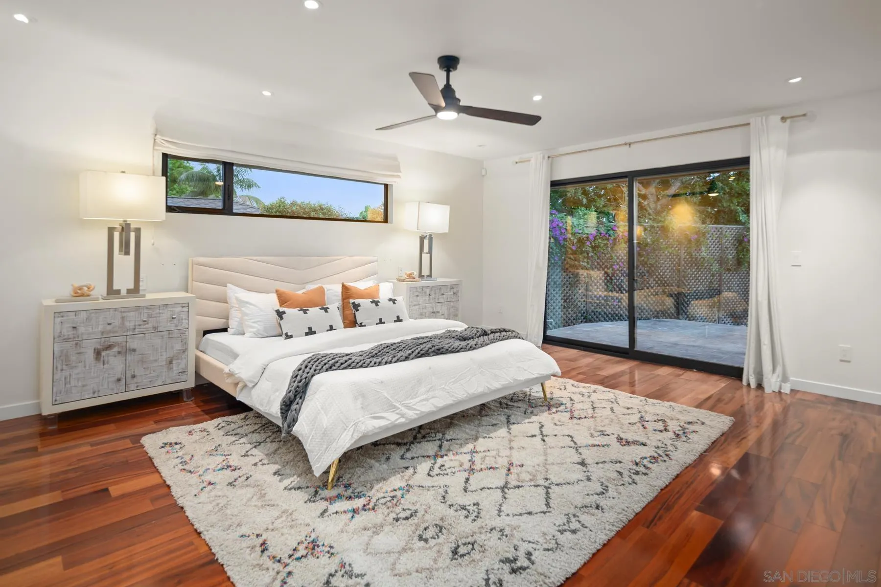 6561 Avenida Wilfredo