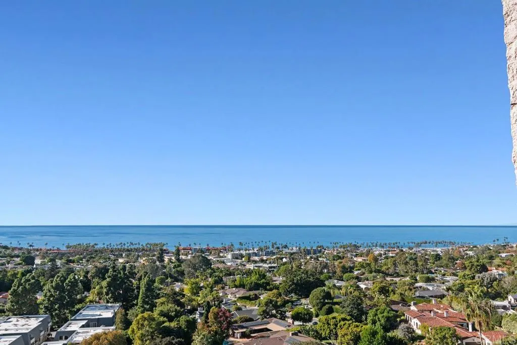 2500 Torrey Pines Rd # 1201