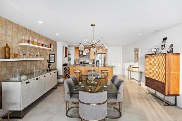 2500 Torrey Pines Rd # 403