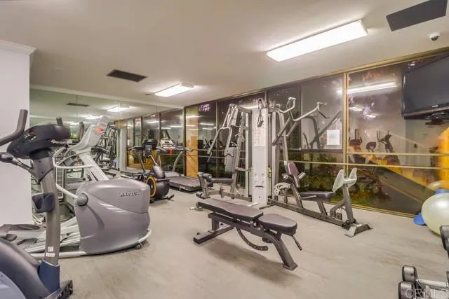 2500 Torrey Pines Rd # 403