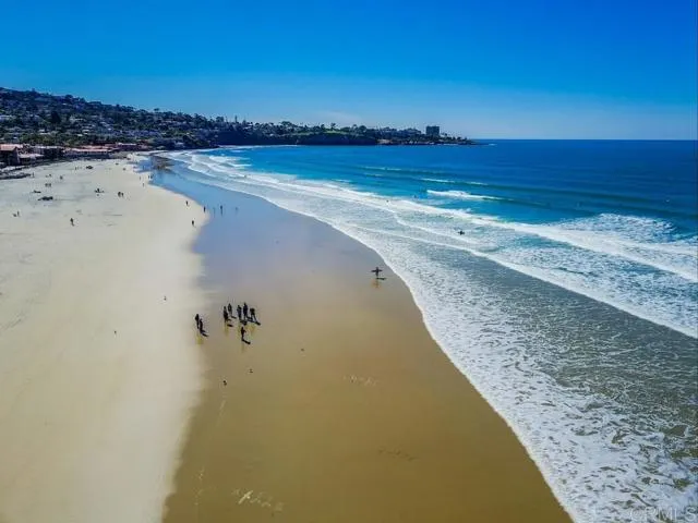 2500 Torrey Pines Rd # 403