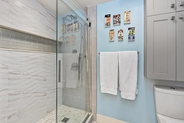 2500 Torrey Pines Rd # 403