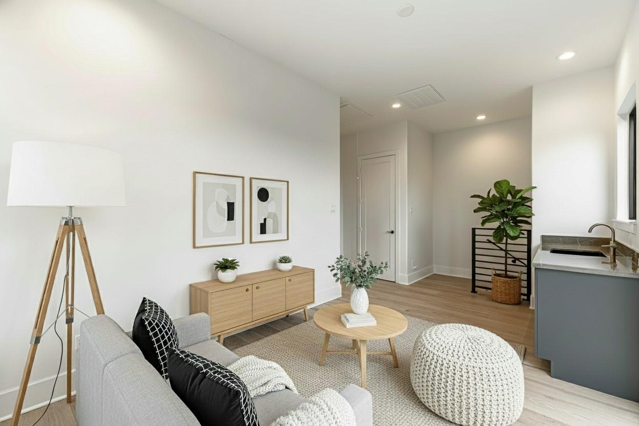 1104 W 9th Street