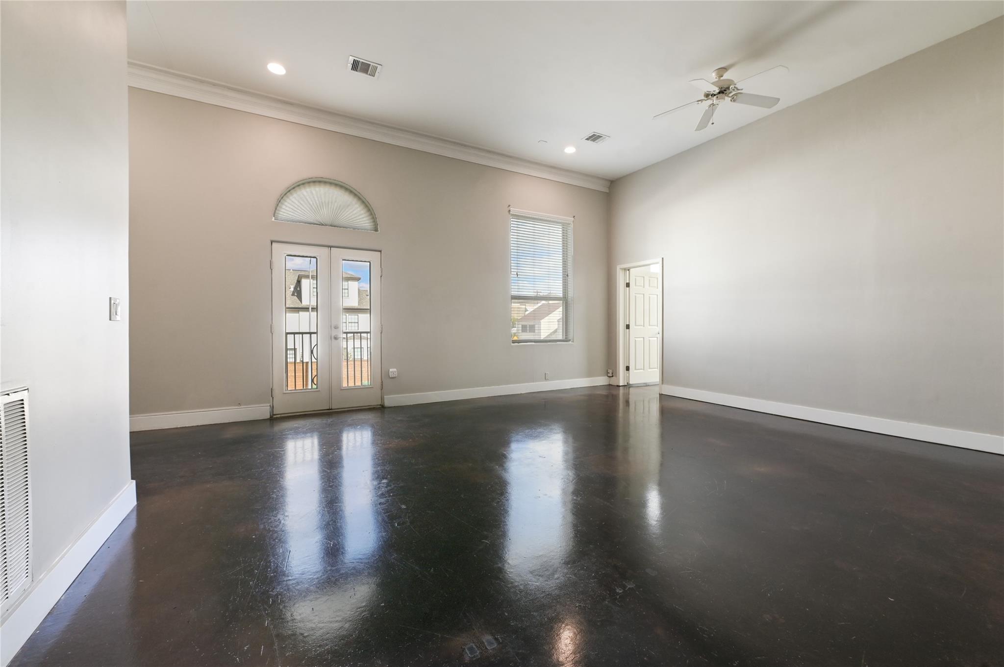 5801 Winsome Lane # 201