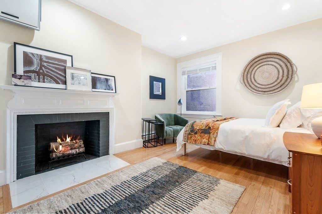 452 Beacon Street Unit: 6