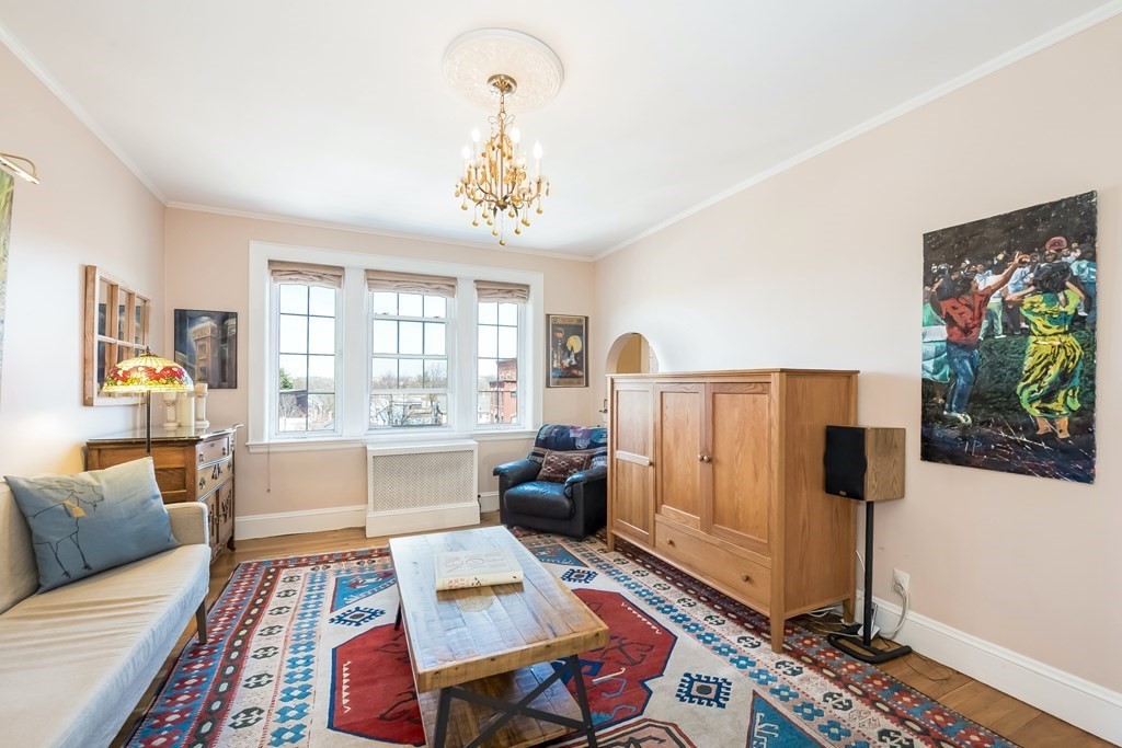 285 Harvard Street Unit: 405