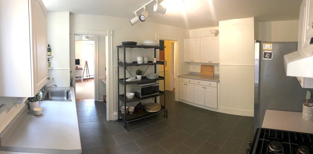 289 Huron Unit: 1