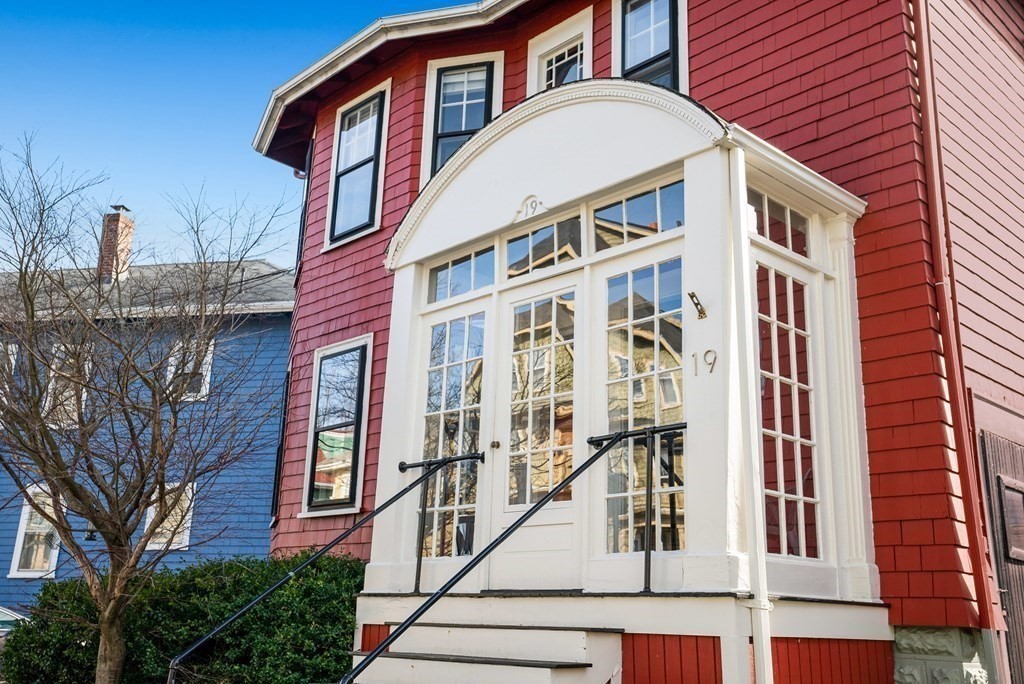 19 Rindgefield Street Unit: 2