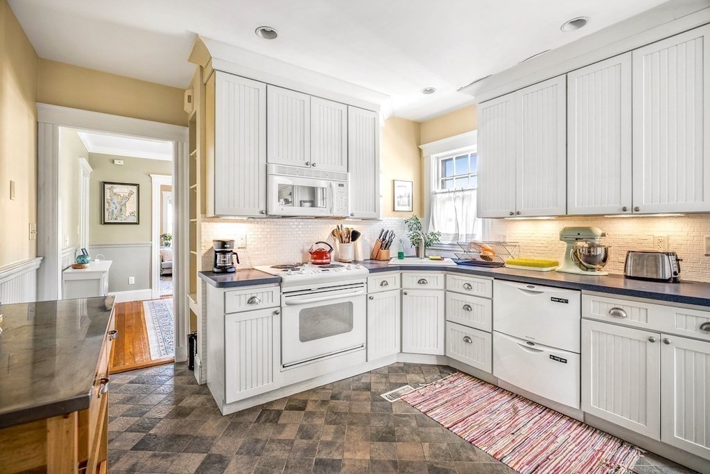 19 Rindgefield Street Unit: 2