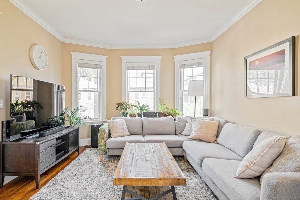19 Rindgefield Street Unit: 2