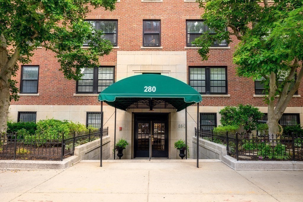 280 Beacon St. Unit: 23A