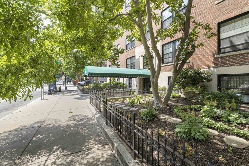 280 Beacon St. Unit: 23A