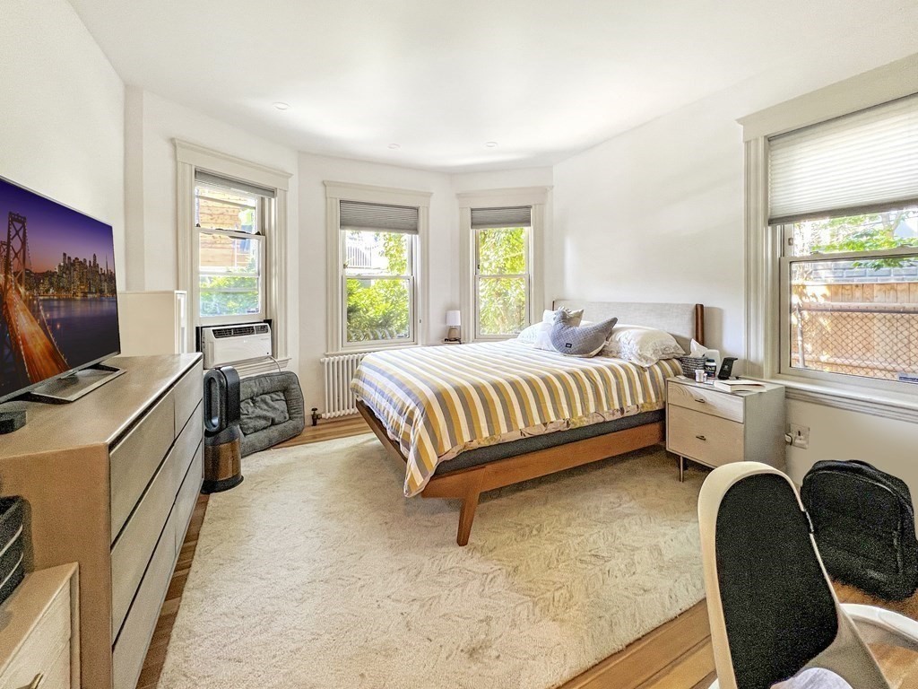 11A Centre Street Unit: 1