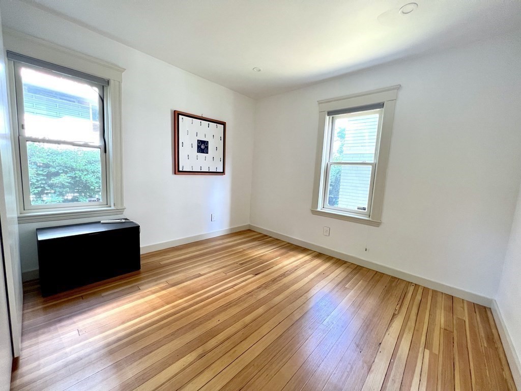 11A Centre Street Unit: 1