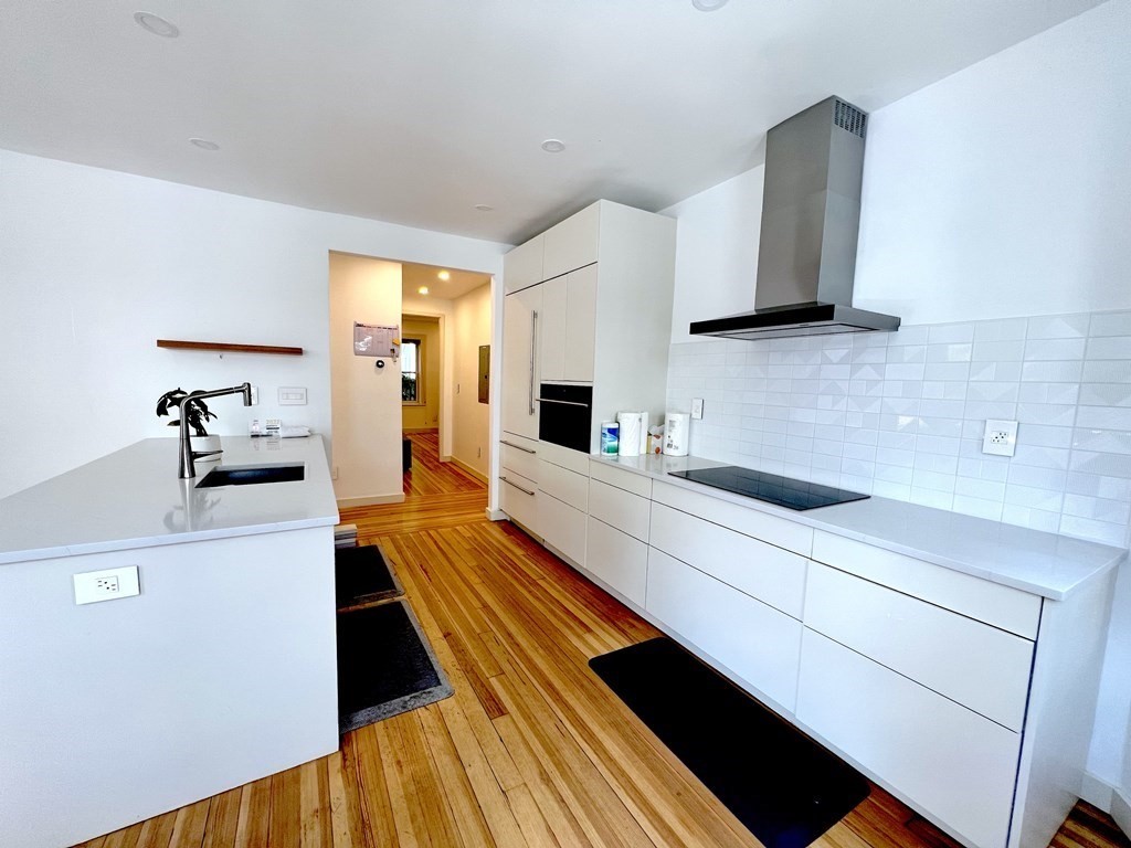 11A Centre Street Unit: 1