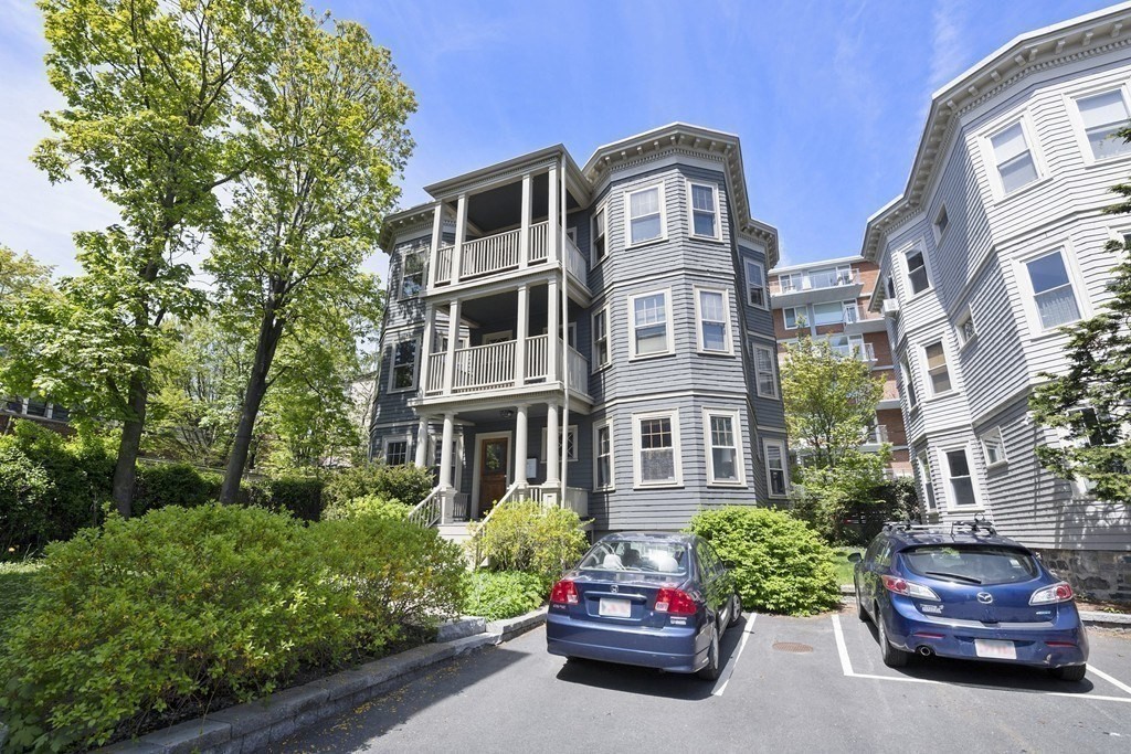 11A Centre Street Unit: 1