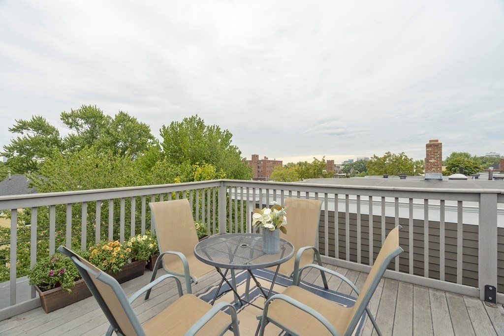 79 Tremont St Unit: 2