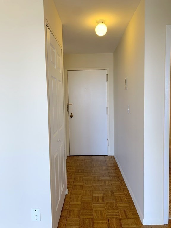 1105 Massachusetts Ave Unit: 9D