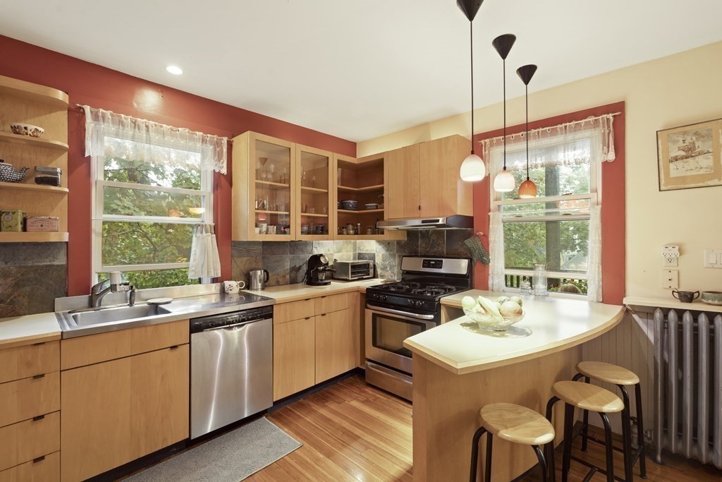 7.5 Centre St Unit: 22