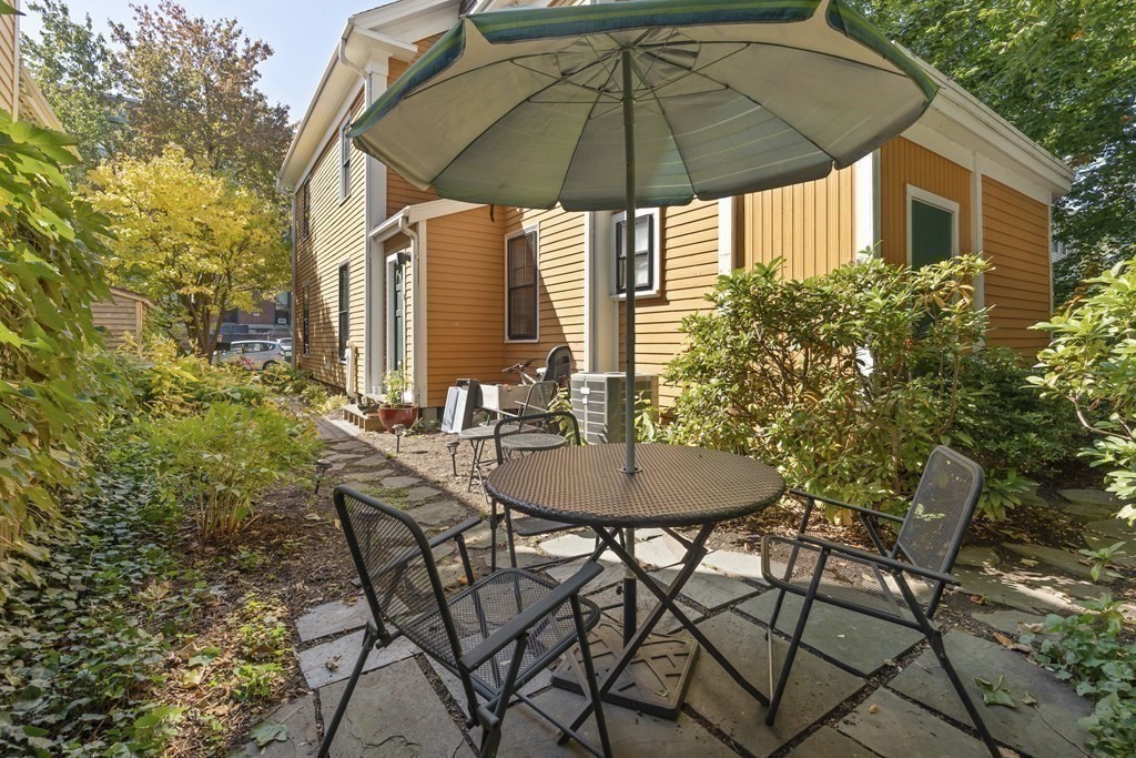 5 Pleasant Place