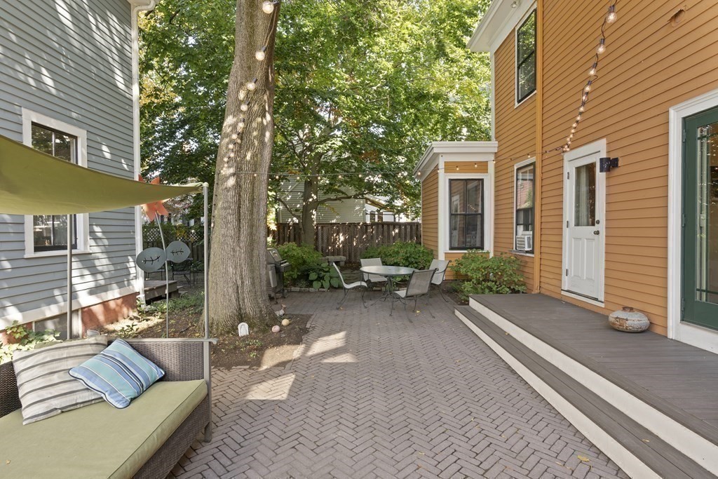 5 Pleasant Place