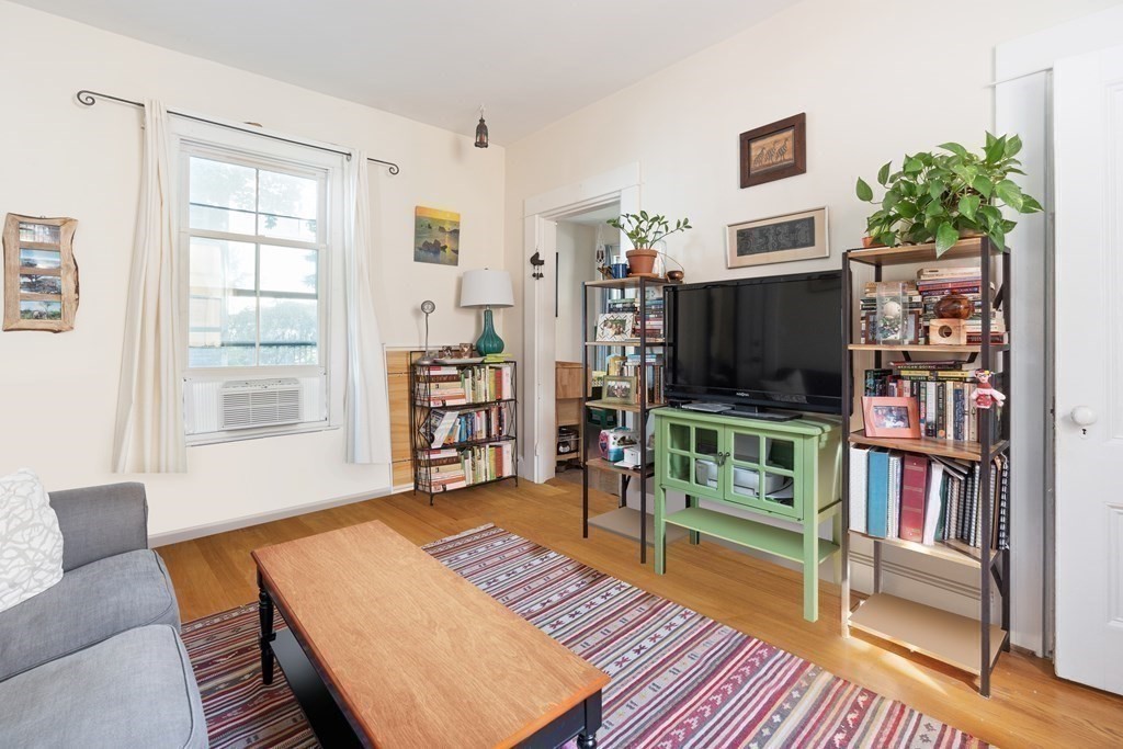 5 Pleasant Place