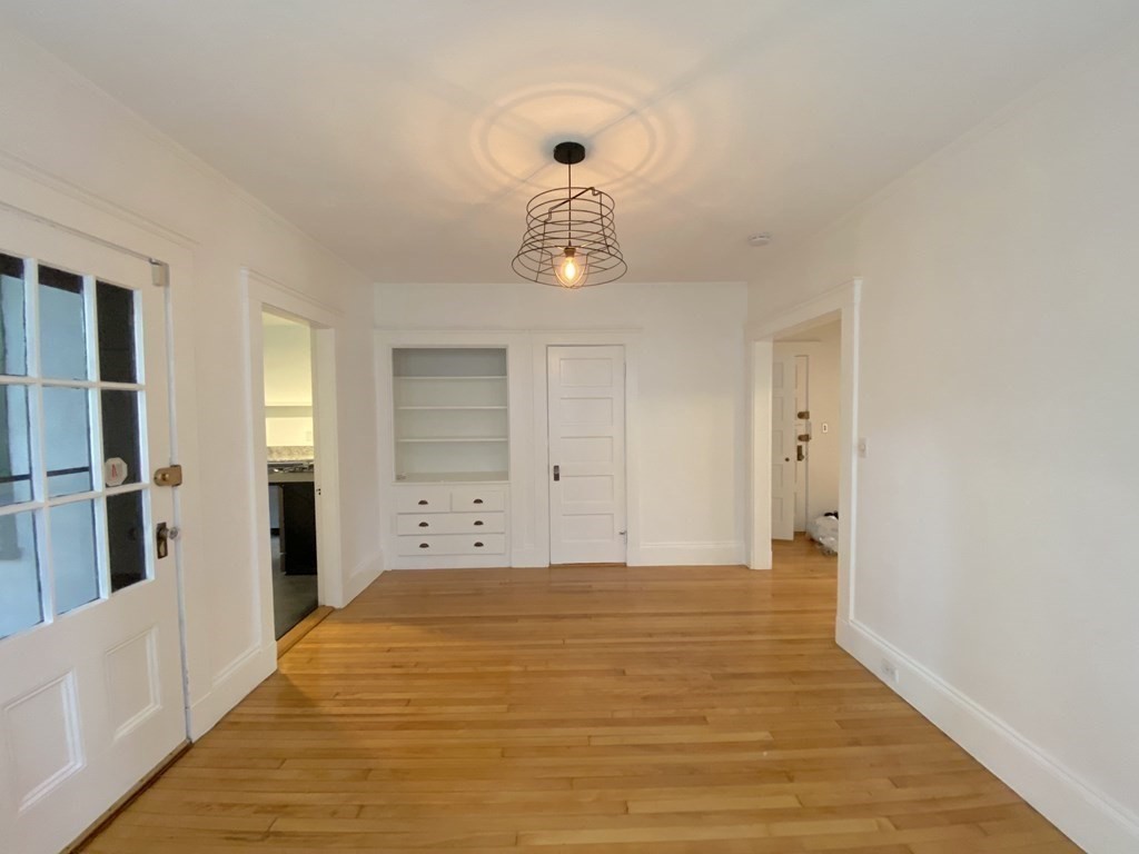 7 Centre Street Unit: 1