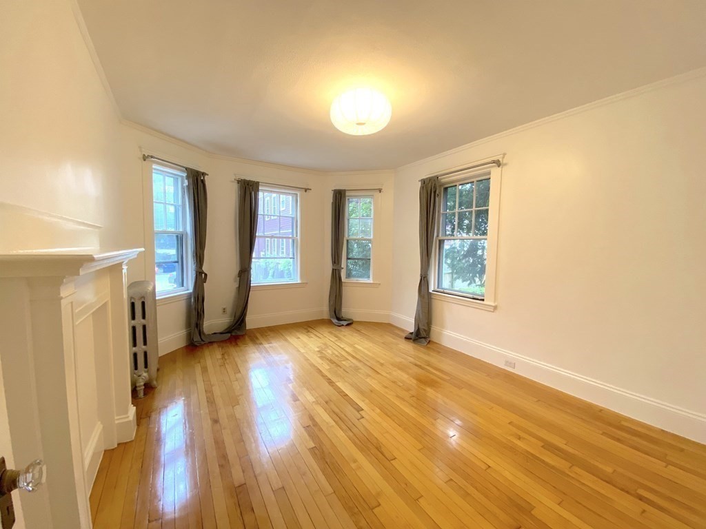 7 Centre Street Unit: 1