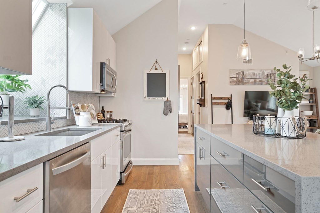 30 Varnum Street Unit: 3