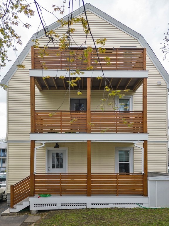 30 Varnum Street Unit: 3